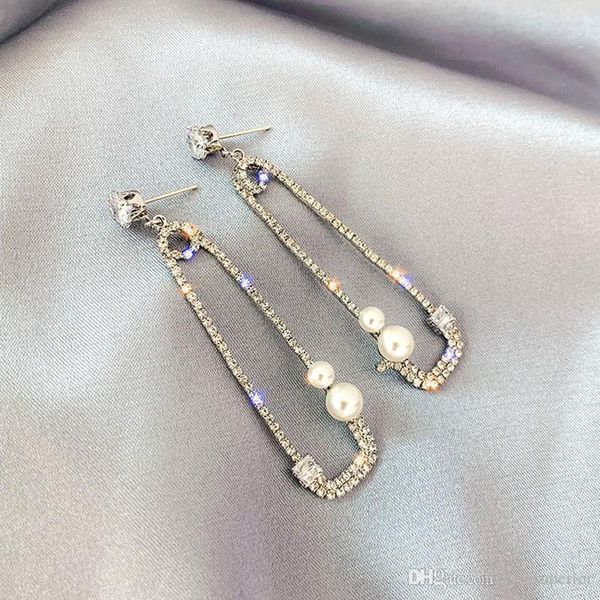 велиѬне издели женин pin оѬм еѬги еѬжн bling bling rhinestone pearl длинне еѬги п Golden;silver
велиѬне издели женин pin оѬм еѬги еѬжн bling bling rhinestone pearl длинне еѬги п Golden;silver