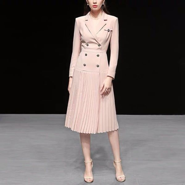 spring women's 2019 new british style retro slim mid-length coat waist pleated thin section over the knee coat, Tan;black
spring women's 2019 new british style retro slim mid-length coat waist pleated thin section over the knee coat, Tan;black