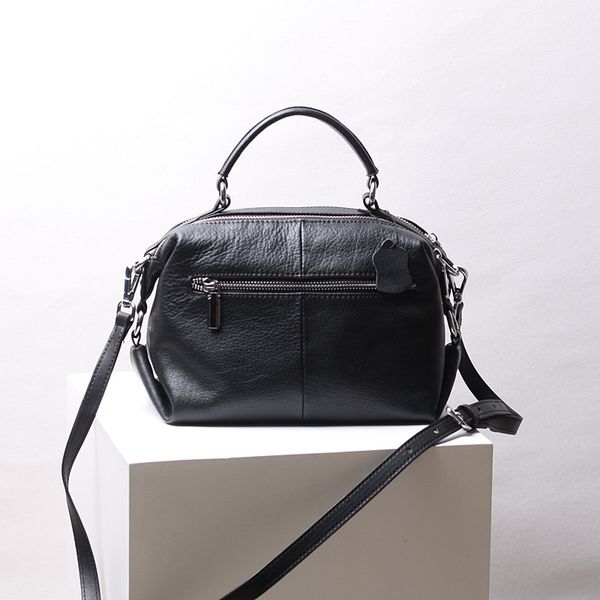 2020 new head leather pillow bag leather women's shoulder bag women's retro style quality leather bag 
2020 new head leather pillow bag leather women's shoulder bag women's retro style quality leather bag