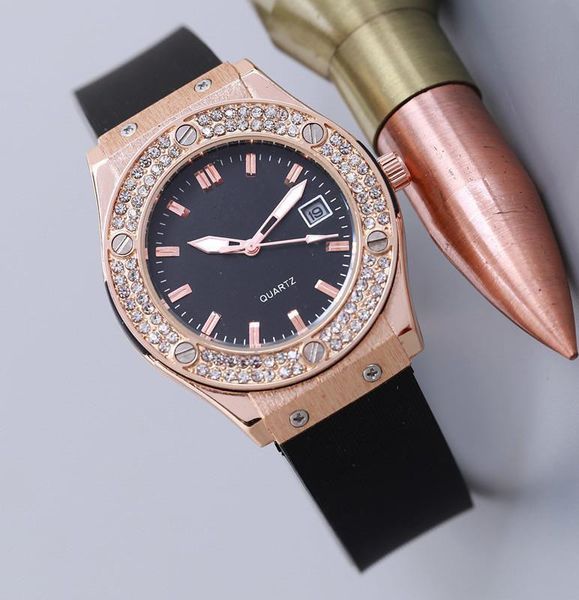 reloj mujer новый бренд простой роскошный браслет женские платья часы полный бриллиант часы женская мода день дата черный резиновый ремешок, Slivery;brown
reloj mujer новый бренд простой роскошный браслет женские платья часы полный бриллиант часы женская мода день дата черный резиновый ремешок, Slivery;brown