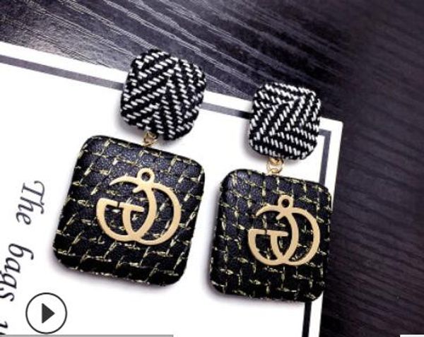 fashion designer earrings letters g g earrings gold plated ear studs earddrop for women girl party wedding jewelry55, White
fashion designer earrings letters g g earrings gold plated ear studs earddrop for women girl party wedding jewelry55, White