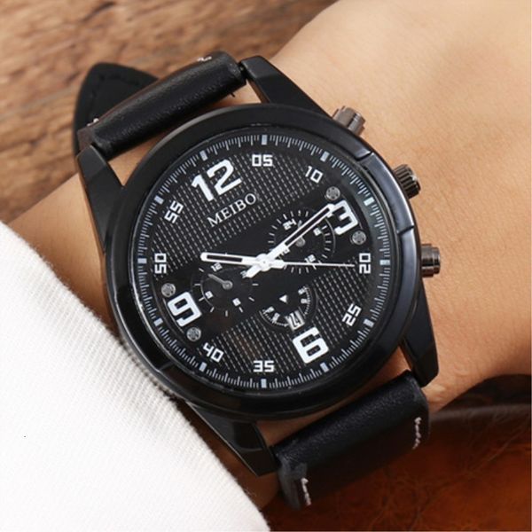 selling men sport watch head army clock classic leather wathes quartz-watch new relogio masculino montre homme, Slivery;brown
selling men sport watch head army clock classic leather wathes quartz-watch new relogio masculino montre homme, Slivery;brown