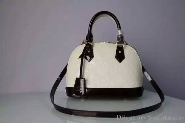2019 m91606 new alma bb color matching white patent leather shoulder bags hobo handbags handles boston cross body messenger shoulder
2019 m91606 new alma bb color matching white patent leather shoulder bags hobo handbags handles boston cross body messenger shoulder
