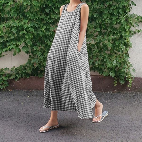 korean style summer women long dress sleeveless plaid lady sundress simple beach robe dresses casual loose plus size dresses, Black;gray
korean style summer women long dress sleeveless plaid lady sundress simple beach robe dresses casual loose plus size dresses, Black;gray