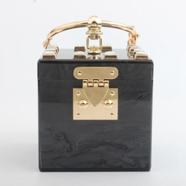 european and american style new personality sweet hand square acrylic drill bag fashion portable women's evening bag
european and american style new personality sweet hand square acrylic drill bag fashion portable women's evening bag