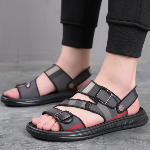 2020 new sandals men's trend korean fashion personality slippers versatile student soft bottom lattice casual men's shoes, Black
2020 new sandals men's trend korean fashion personality slippers versatile student soft bottom lattice casual men's shoes, Black