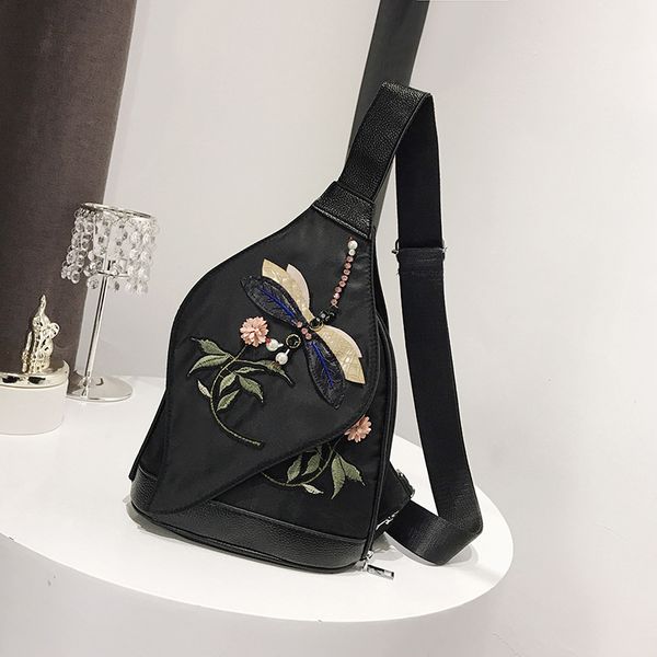embroidery bundle women's 2020 new style chest bag women's oxford cloth chest bag waterproof fashion shoulder
embroidery bundle women's 2020 new style chest bag women's oxford cloth chest bag waterproof fashion shoulder