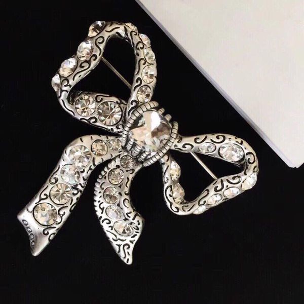 fashion brand bow designer pin brooches for lady women party wedding lovers gift engagement luxury jewelry for bride with box, Gray
fashion brand bow designer pin brooches for lady women party wedding lovers gift engagement luxury jewelry for bride with box, Gray