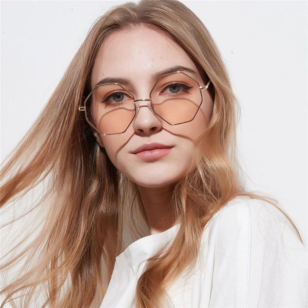 new fashion round sunglasses women classic octagonal sunglasses men women brand designer mirror uv400 glass lens, White;black
new fashion round sunglasses women classic octagonal sunglasses men women brand designer mirror uv400 glass lens, White;black