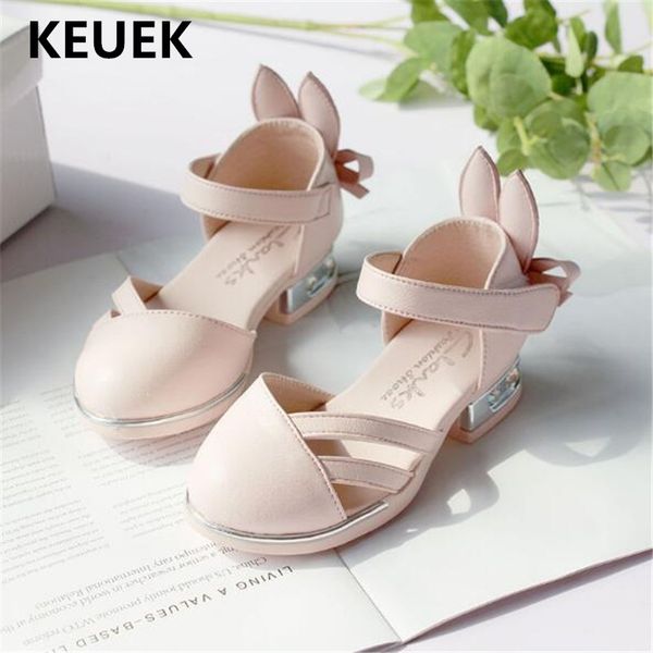 new girls summer square heel princess shoes children bao tou high heels student comfortable non-slip kids sandals 03, Black;red
new girls summer square heel princess shoes children bao tou high heels student comfortable non-slip kids sandals 03, Black;red