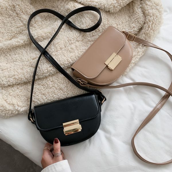 сумка женщины 2019 новая волна корейской версии дикого мессенджера мешок сплошного цвета ретро hong kong стиль мода седло прилива
сумка женщины 2019 новая волна корейской версии дикого мессенджера мешок сплошного цвета ретро hong kong стиль мода седло прилива