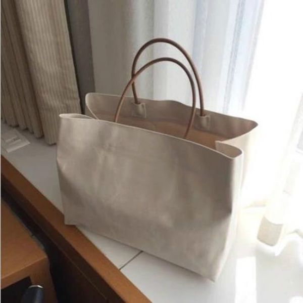 new arrival women's bags 2020 simple large capacity portable fashion handbags single shoulder canvas messenger bag
new arrival women's bags 2020 simple large capacity portable fashion handbags single shoulder canvas messenger bag