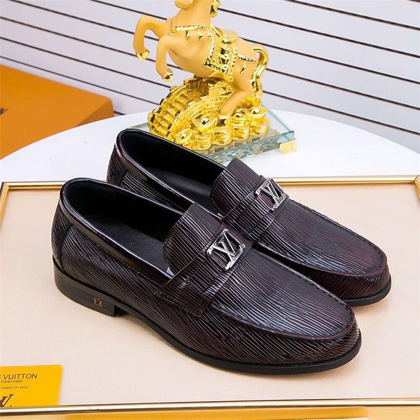 new 2020 mens luxury dress shoes leather casual loafers gentleman slip on flat oxford shoes 38-45 size, Black;red
new 2020 mens luxury dress shoes leather casual loafers gentleman slip on flat oxford shoes 38-45 size, Black;red