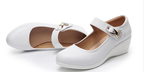 2019 women's shoes in spring and autumn with new style slope heel round head mother shoes @2088, Black
2019 women's shoes in spring and autumn with new style slope heel round head mother shoes @2088, Black
