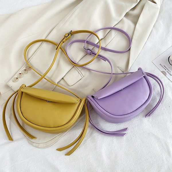 2020 new shoulder bag women's casual fashion korean mini mobile phone bag crescent-shaped crossbody saddle
2020 new shoulder bag women's casual fashion korean mini mobile phone bag crescent-shaped crossbody saddle