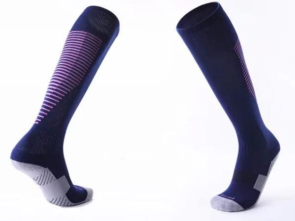 006 new soccer socks 19 20 and child football sport stockings red white black thailand, Black;red 
006 new soccer socks 19 20 and child football sport stockings red white black thailand, Black;red