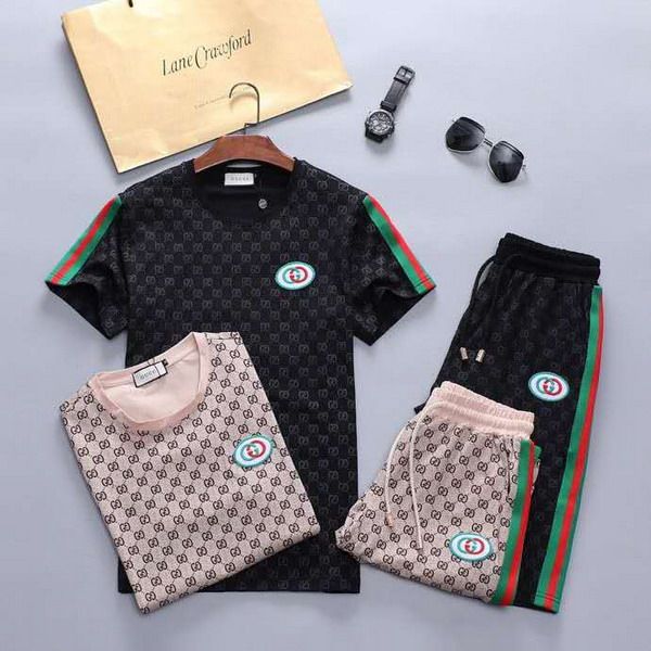 20ss new designer tracksuits for men summer casual tracksuits brand letters print embroidery solid color t-shirt with summer beach shorts, Gray
20ss new designer tracksuits for men summer casual tracksuits brand letters print embroidery solid color t-shirt with summer beach shorts, Gray