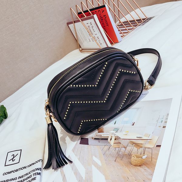 small bag summer new trend rhombus embroidered shoulder bag waist korean fashion simple wild lady
small bag summer new trend rhombus embroidered shoulder bag waist korean fashion simple wild lady