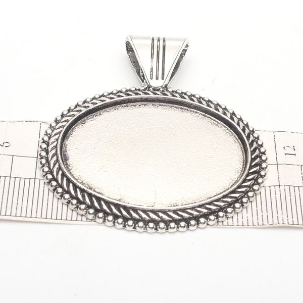 5pcs antique silver oval frame pendant 48x36mm zamak jewellery jewelry finding d-3-89
5pcs antique silver oval frame pendant 48x36mm zamak jewellery jewelry finding d-3-89