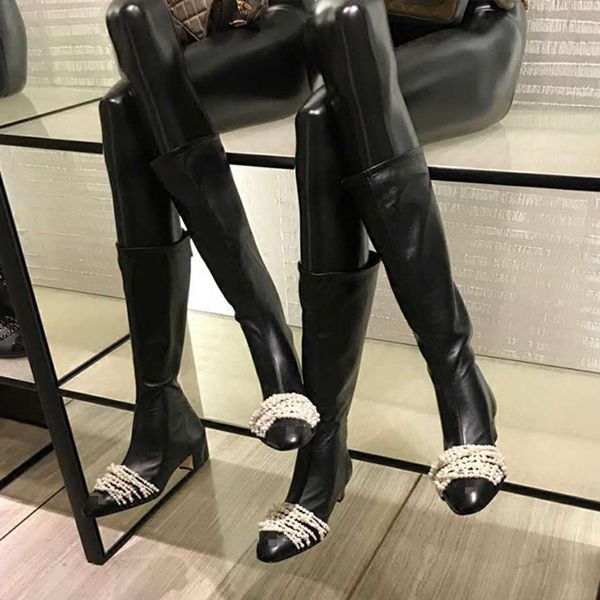 дизайн женщины boots black med каблуки knight boots строка из бисера осень зима обувь женщина колено botas mujer invierno 2019
дизайн женщины boots black med каблуки knight boots строка из бисера осень зима обувь женщина колено botas mujer invierno 2019