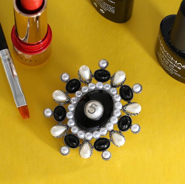 fashion- new letter 5 brooch female korean version of the pearl brooch fashion temperament needle scarf buckle clothing accessories, Gray
fashion- new letter 5 brooch female korean version of the pearl brooch fashion temperament needle scarf buckle clothing accessories, Gray