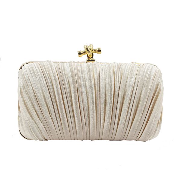 pearl chain handbag female fashion 2019 retro wild single shoulder slung small bag silk banquet clutch bag
pearl chain handbag female fashion 2019 retro wild single shoulder slung small bag silk banquet clutch bag