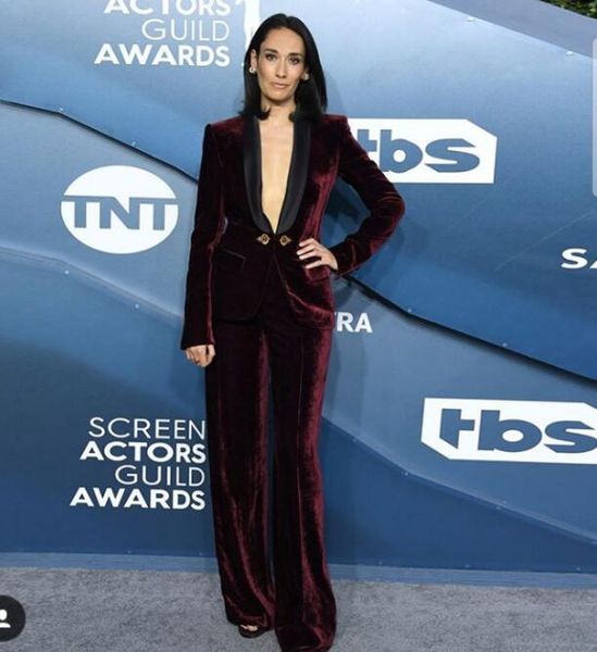 evening dress yousef aljasmi women dress kim kardashian2 pieaces wine red velvet women suit long dress, Black;pink
evening dress yousef aljasmi women dress kim kardashian2 pieaces wine red velvet women suit long dress, Black;pink
