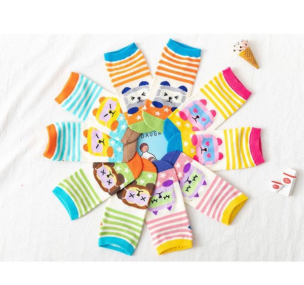 5 pairs/lot autumn and winter korean version of cute cartoon straight socks female cotton socks short tube cotton, Black;white
5 pairs/lot autumn and winter korean version of cute cartoon straight socks female cotton socks short tube cotton, Black;white