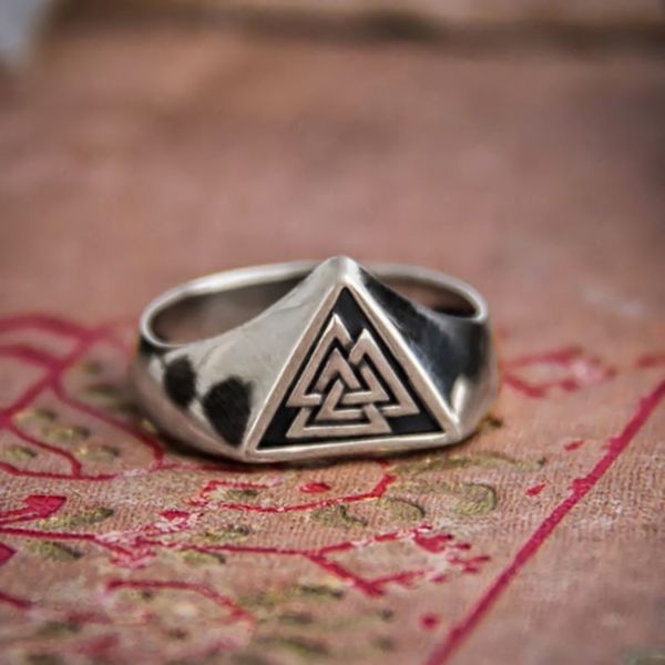 ancient valknut stainless steel viking symbol ring nordic runes protection signet rings pagan jewelry, Golden;silver
ancient valknut stainless steel viking symbol ring nordic runes protection signet rings pagan jewelry, Golden;silver