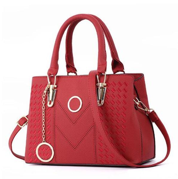 2019 new designer handbags women purses fashion designer bags send to friends style shoulder bag crossbody pu leather tote bag 6 color
2019 new designer handbags women purses fashion designer bags send to friends style shoulder bag crossbody pu leather tote bag 6 color
