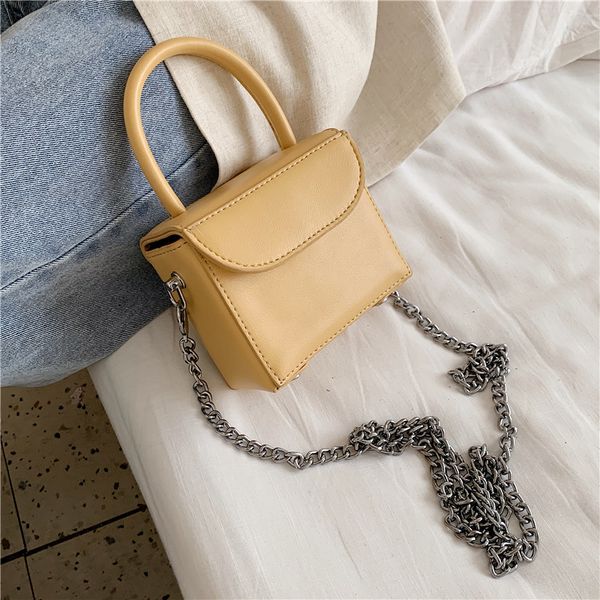 2020 new shoulder bag women's casual fashion korean small handbag mini square box chain small square bag
2020 new shoulder bag women's casual fashion korean small handbag mini square box chain small square bag