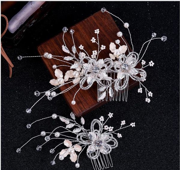 flower hair comb comb wedding dress accessories handmade crystal headwear, Silver
flower hair comb comb wedding dress accessories handmade crystal headwear, Silver