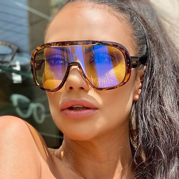 super big frame one piece sunglasses for women 2020 sun glasses men vintage windproof oversized shades female uv400, White;black
super big frame one piece sunglasses for women 2020 sun glasses men vintage windproof oversized shades female uv400, White;black