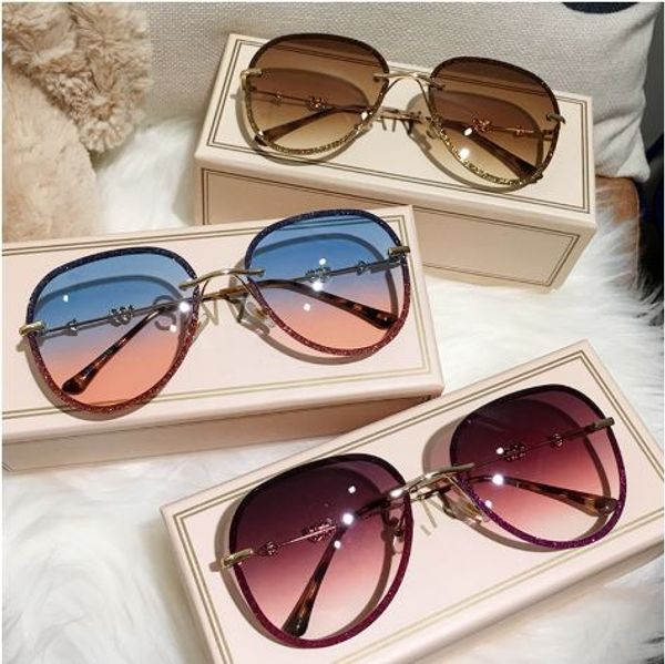 new diamond sunglasses female imitation rhinestones gradient color uv400 women sunglasses, White;black
new diamond sunglasses female imitation rhinestones gradient color uv400 women sunglasses, White;black