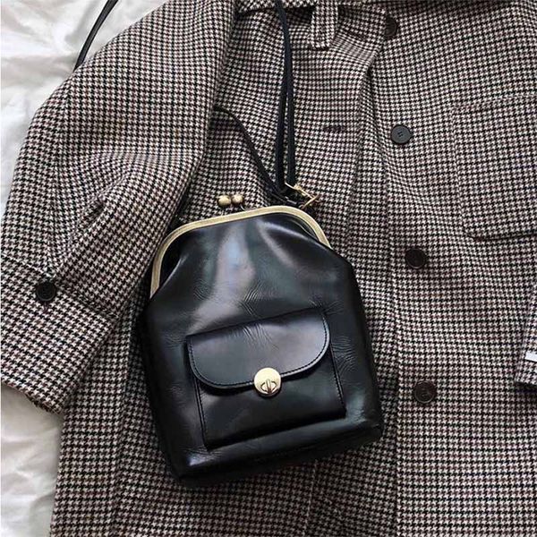 vintage clip women's bag pu leather shoulder crossbody women messenger bag leisure travel purse 2020 sac chic
vintage clip women's bag pu leather shoulder crossbody women messenger bag leisure travel purse 2020 sac chic
