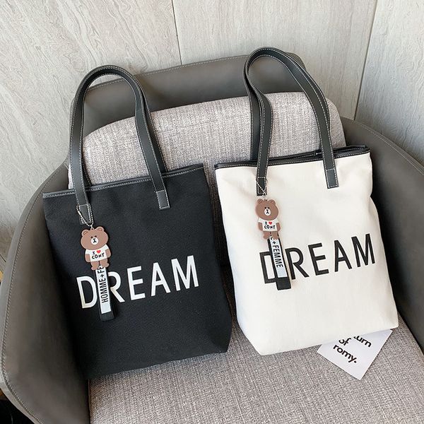 women's bag new fashion printed canvas bag women's single shoulder student messenger girl's handbag
women's bag new fashion printed canvas bag women's single shoulder student messenger girl's handbag