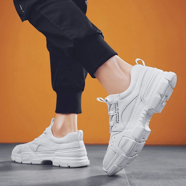 new men running shoes sneakers outdoor professional shoes leather lace-up lightweight sports e32-35
new men running shoes sneakers outdoor professional shoes leather lace-up lightweight sports e32-35
