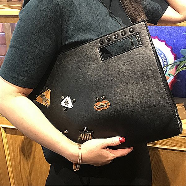 luxury handbags clutch personalization bag designer handbags shoulder large-capacity handbag purses lady tote womens vaehg, Red;black
luxury handbags clutch personalization bag designer handbags shoulder large-capacity handbag purses lady tote womens vaehg, Red;black