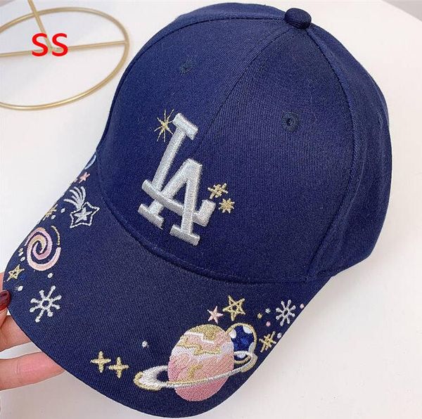 popular cotton baseball cap men's and women's classic designers 2019 new luxury cap hat delivery 18, Blue;gray
popular cotton baseball cap men's and women's classic designers 2019 new luxury cap hat delivery 18, Blue;gray