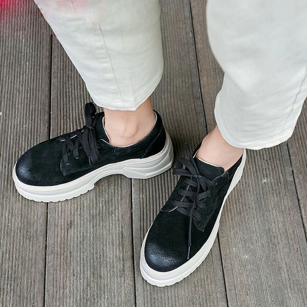 2019 Women Shoes Platform Genuine Leather Round Toe Ankle Strap Lace Up Casual Thick Sole Shoes Vintage Style Size 34-39, Black
2019 Women Shoes Platform Genuine Leather Round Toe Ankle Strap Lace Up Casual Thick Sole Shoes Vintage Style Size 34-39, Black