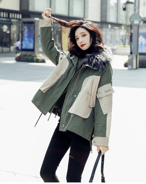 2019 fashion winter new cotton clothing women's short fashion big fur collar cotton jacket loose thick cotton coat, Black;brown
2019 fashion winter new cotton clothing women's short fashion big fur collar cotton jacket loose thick cotton coat, Black;brown