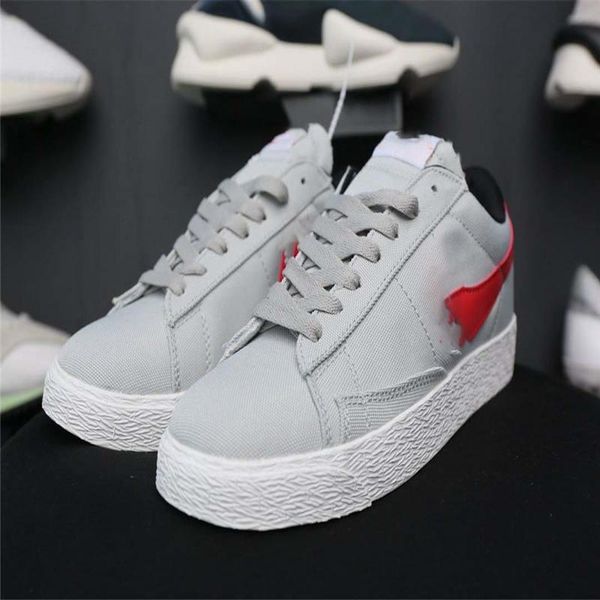 2020.new forces логотип блан румяна 1a hommes и др femmes chaussures де беговая chaussures де спортивные силы chaussures d'entranement respi, Black;red
2020.new forces логотип блан румяна 1a hommes и др femmes chaussures де беговая chaussures де спортивные силы chaussures d'entranement respi, Black;red