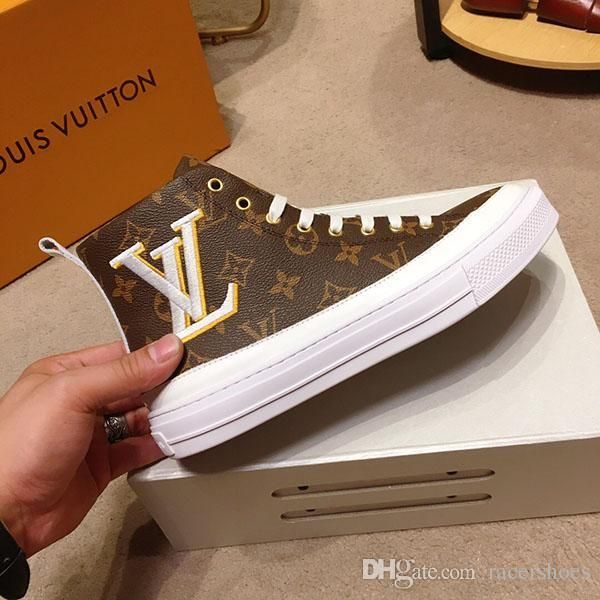 fashion designer shoes coach running shoes superstars printed leather letter coach sneakers lace up running shoes for mens with original box, Black
fashion designer shoes coach running shoes superstars printed leather letter coach sneakers lace up running shoes for mens with original box, Black