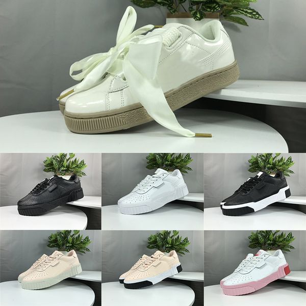 2019 Designer Sneakers Womens Rihanna Shoes Fenty Platform Lace Up Triple White Black Grey 12 Color Ladies Classic Casual Shoes Size 36-40
2019 Designer Sneakers Womens Rihanna Shoes Fenty Platform Lace Up Triple White Black Grey 12 Color Ladies Classic Casual Shoes Size 36-40