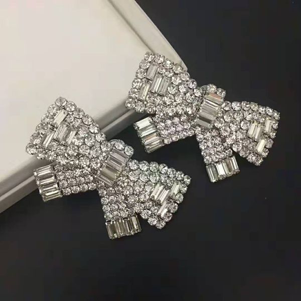 fashion- designer earrings crystal bow-knot ear clips earrings fashion accessories for women fashion show party luxury jewelry gift, Silver
fashion- designer earrings crystal bow-knot ear clips earrings fashion accessories for women fashion show party luxury jewelry gift, Silver