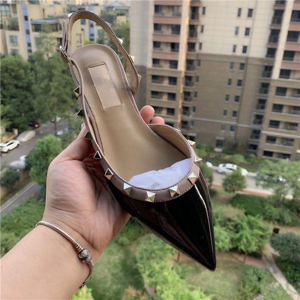 casual designer lady fashion black patent leather studded spikes point toe flats slingback shoes wedding shoes brand new with box
casual designer lady fashion black patent leather studded spikes point toe flats slingback shoes wedding shoes brand new with box