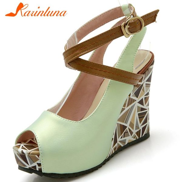 karin 2020 large size 33-43 peep toe mix color shoes woman sandals buckle strap wedge heels sandals women shoes, Black 
karin 2020 large size 33-43 peep toe mix color shoes woman sandals buckle strap wedge heels sandals women shoes, Black