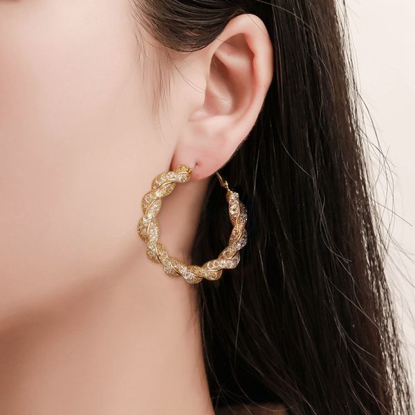 fashion exaggerated geometry oversized circle earrings female models cubic zirconia twisted earrings party jewelry gifts, Golden;silver
fashion exaggerated geometry oversized circle earrings female models cubic zirconia twisted earrings party jewelry gifts, Golden;silver