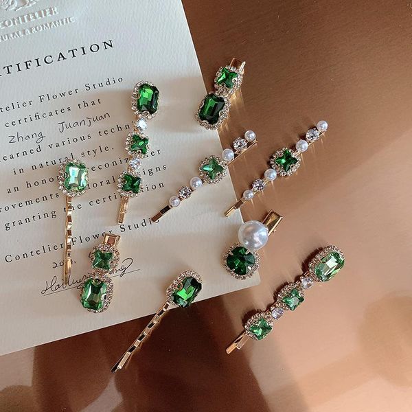клип винтаж зеленый шпилька для женщин корейской модальные rhinestone pearl волос женский обрезать клип заколка для волос аксессуары grwiw, Black
клип винтаж зеленый шпилька для женщин корейской модальные rhinestone pearl волос женский обрезать клип заколка для волос аксессуары grwiw, Black