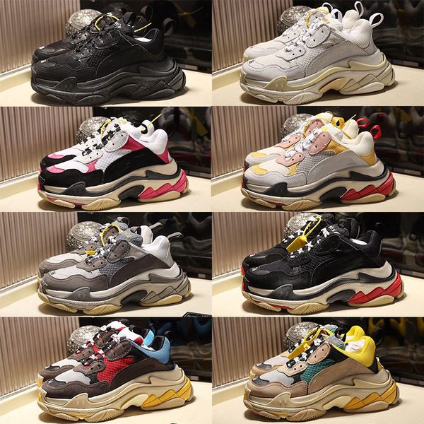 2020 vintage old dad shoes triple s fashion paris platform combined soles casual shoes retro black triple beige clunky sneakers male female
2020 vintage old dad shoes triple s fashion paris platform combined soles casual shoes retro black triple beige clunky sneakers male female